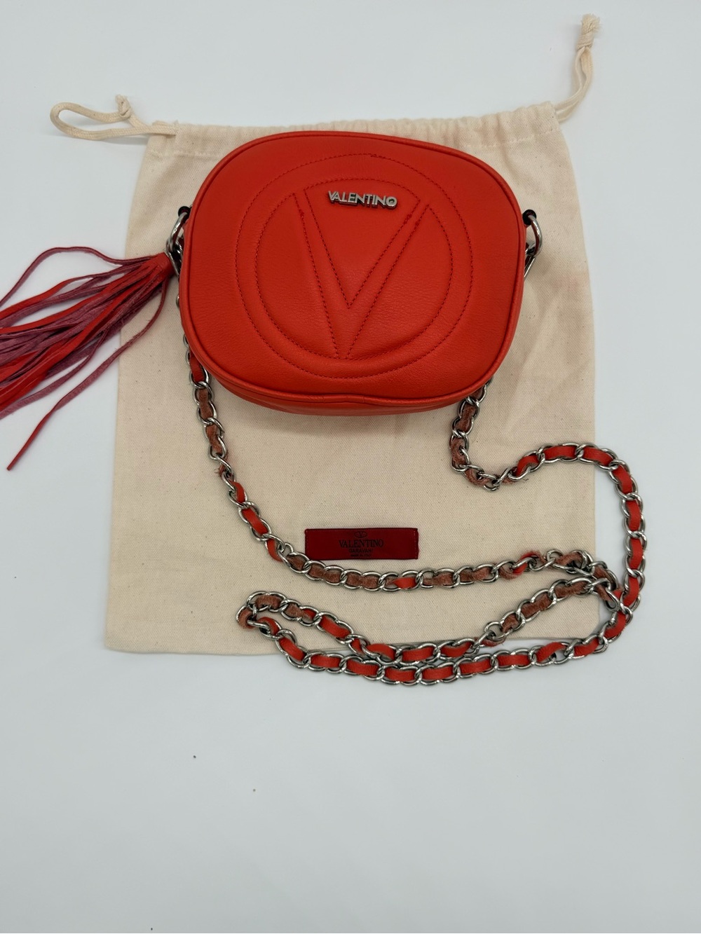 Valentino Oval w/ Tassel Crossbody Bag 💝💝💝